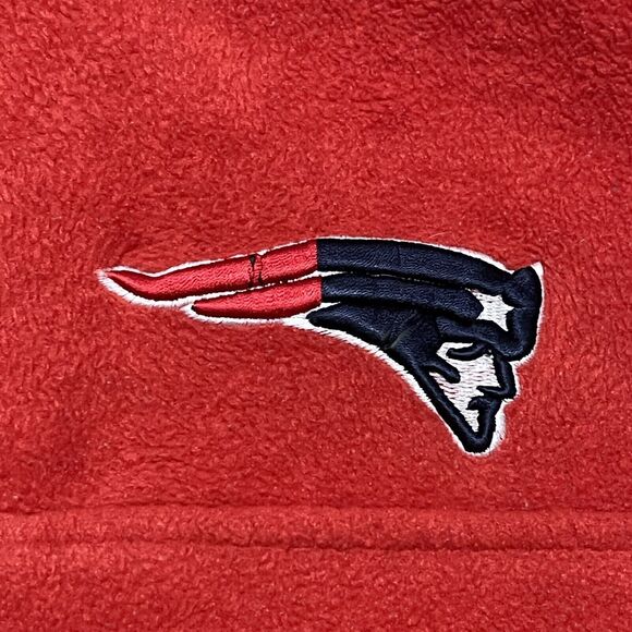 VTG New England Patriots Sweater Womens XL Red 1/4 Zip Fleece Embroidered Logo - Picture 4 of 9